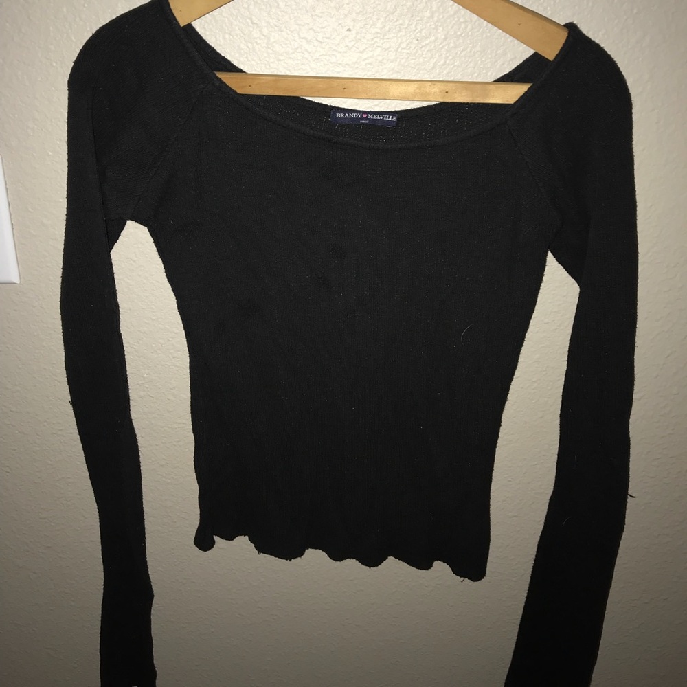 BRANDY MELVILLE OFF THE SHOULDER TOP